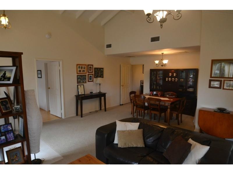 12a Elbury Court, Kingsley WA 6026