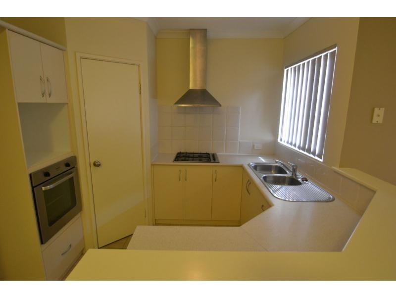 16/25 Siderno Rise, Hocking WA 6065