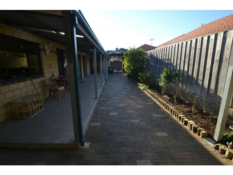 30 Dumaresq Loop, Quinns Rocks WA 6030