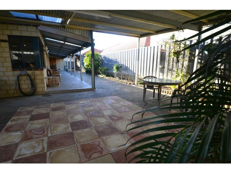30 Dumaresq Loop, Quinns Rocks WA 6030