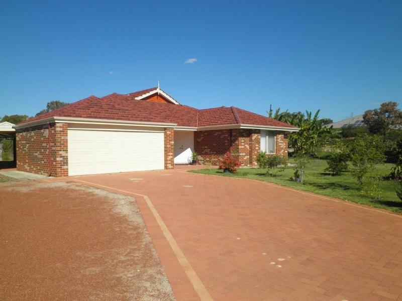 3 Peridot track, Banksia Grove WA 6031