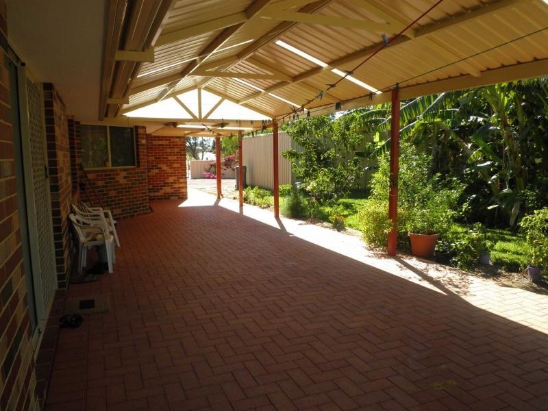 3 Peridot track, Banksia Grove WA 6031