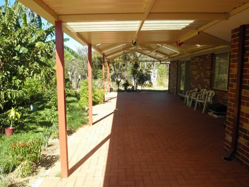 3 Peridot track, Banksia Grove WA 6031