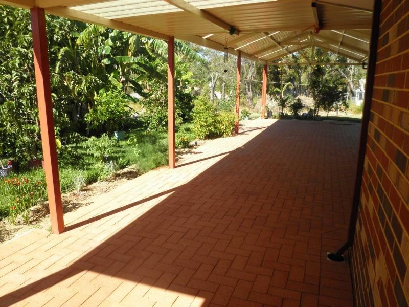 3 Peridot track, Banksia Grove WA 6031