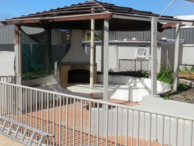 6 Lynton Court, Yanchep WA 6035