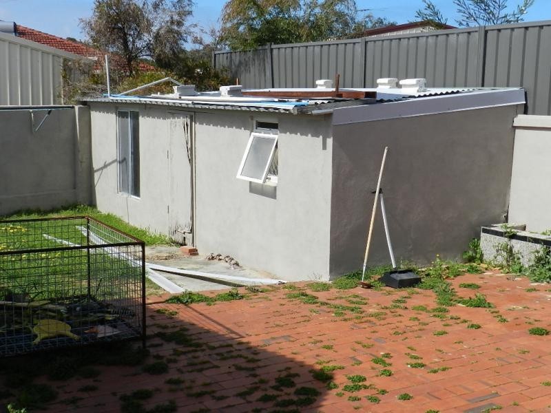 6 Lynton Court, Yanchep WA 6035