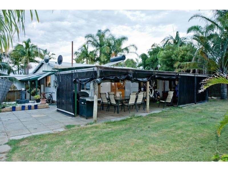 7 James Street, Mariginiup WA 6078