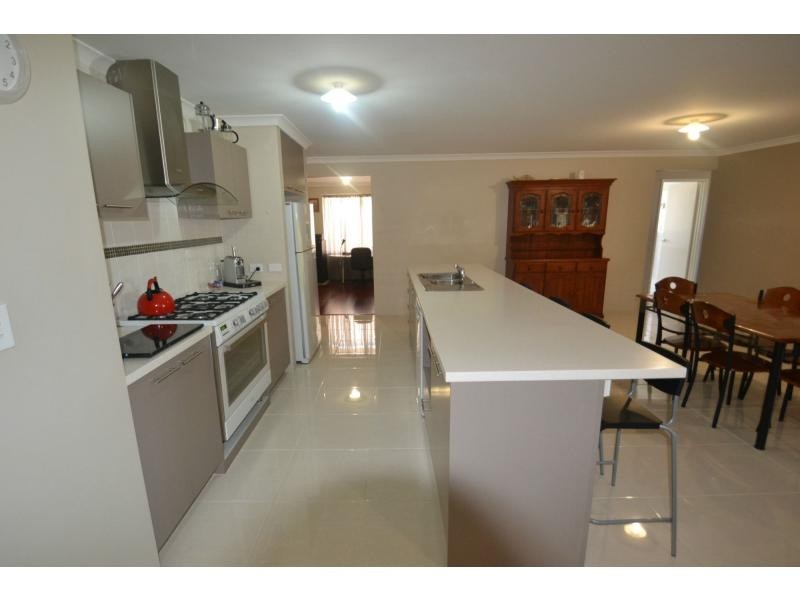 109 Sundowner Meander, Banksia Grove WA 6031