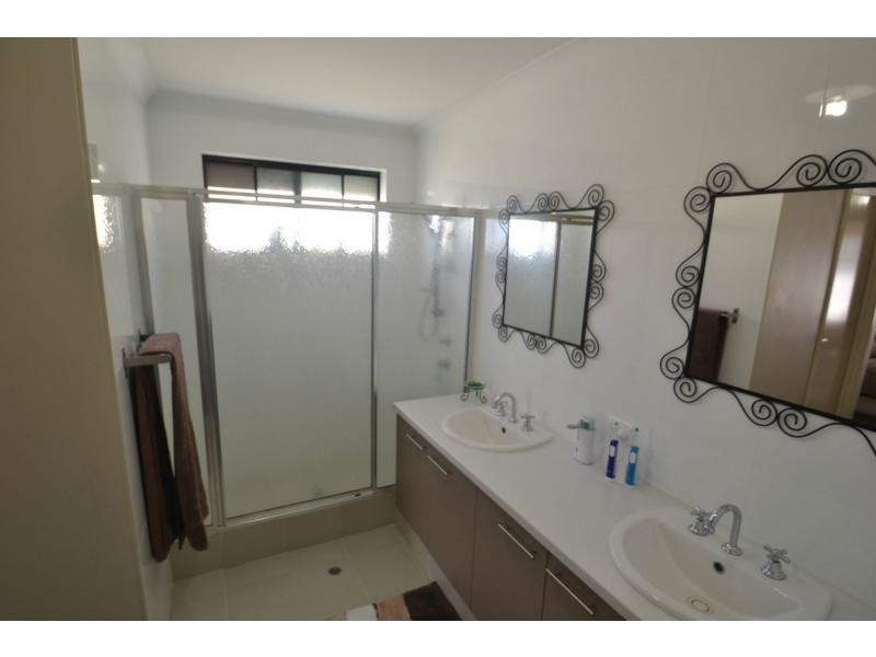 109 Sundowner Meander, Banksia Grove WA 6031