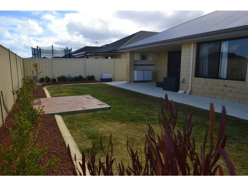 109 Sundowner Meander, Banksia Grove WA 6031