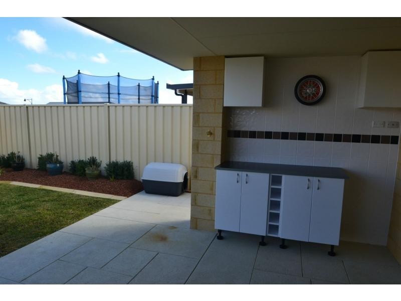 109 Sundowner Meander, Banksia Grove WA 6031