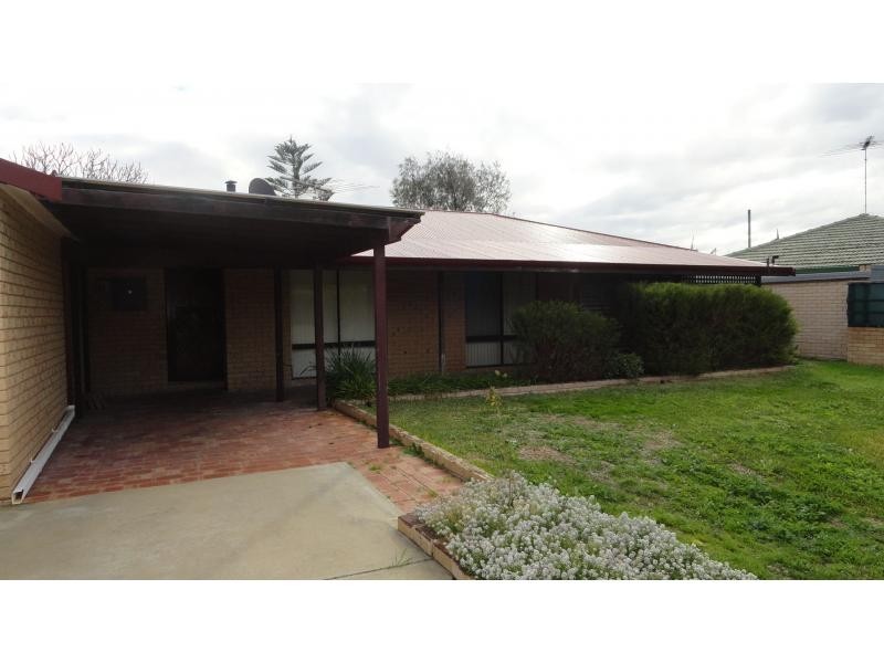 9 Trotman Crescent, Yanchep WA 6035