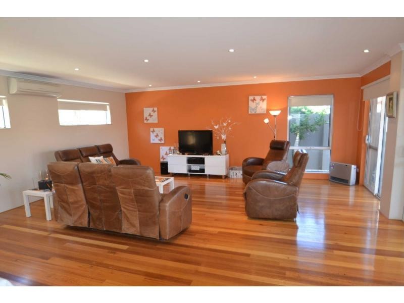 2 Williton Road, Karrinyup WA 6018