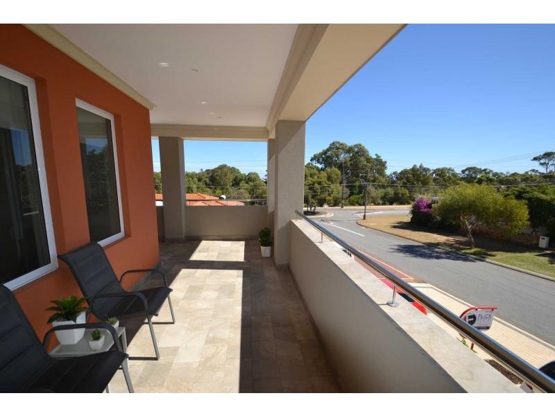 2 Williton Road, Karrinyup WA 6018