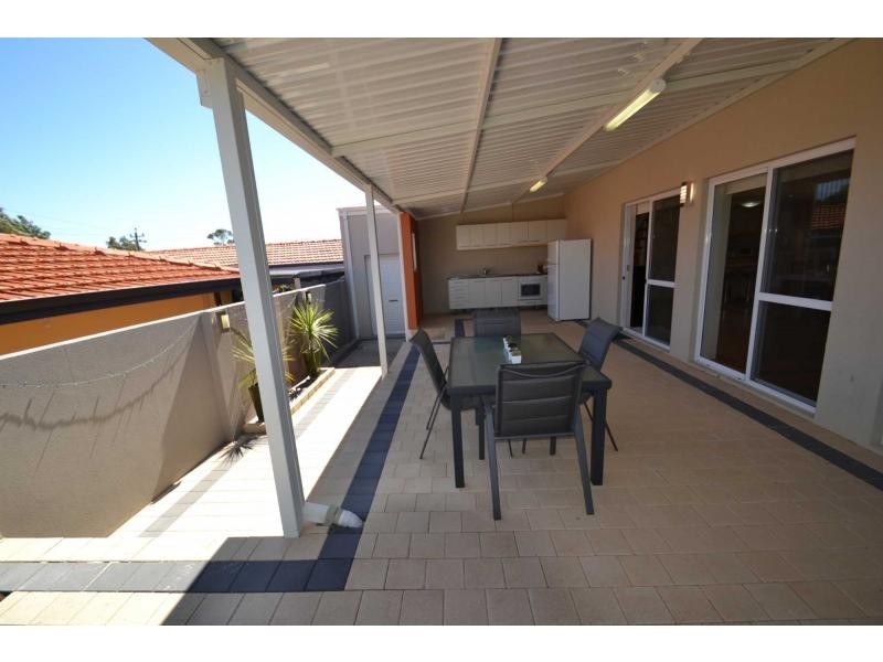 2 Williton Road, Karrinyup WA 6018