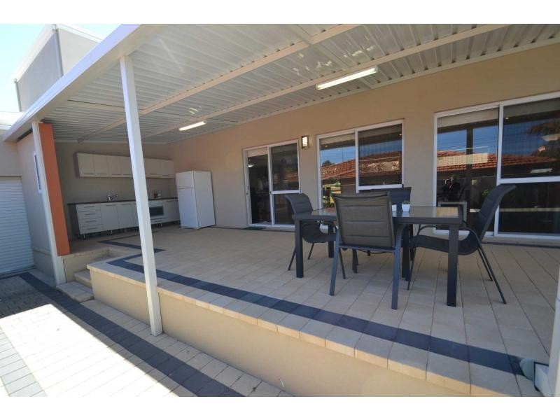 2 Williton Road, Karrinyup WA 6018