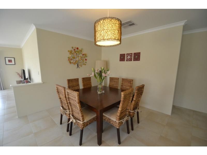 107 Sundowner Meander, Banksia Grove WA 6031