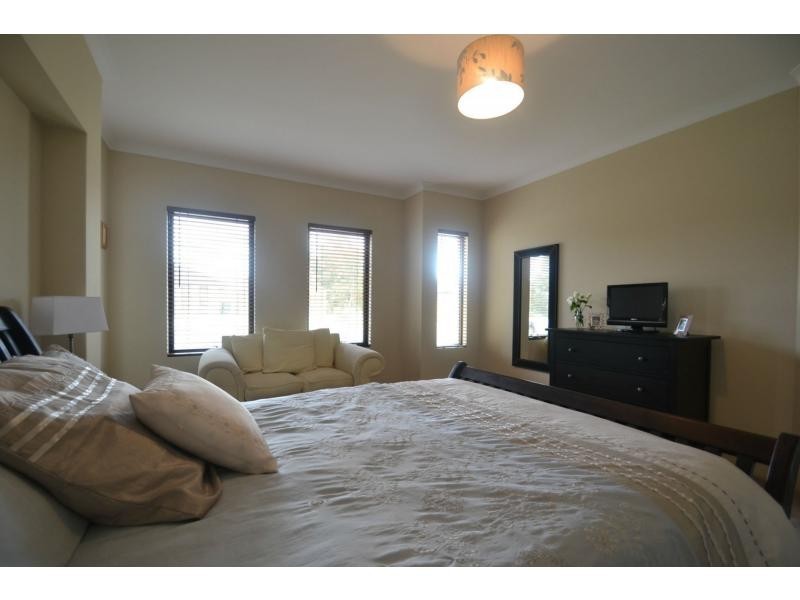 107 Sundowner Meander, Banksia Grove WA 6031