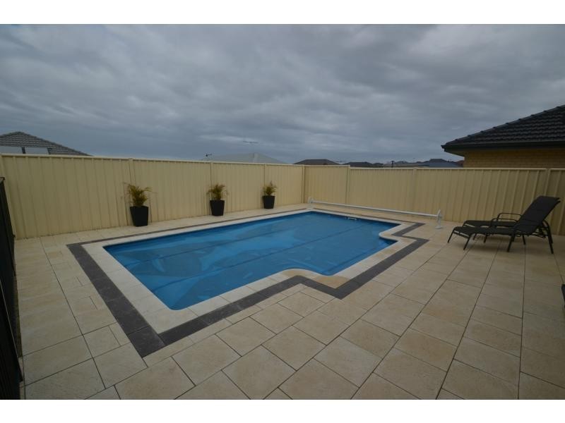 107 Sundowner Meander, Banksia Grove WA 6031