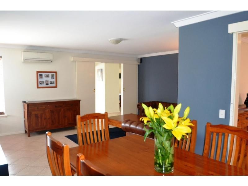 7 Siren Road, Heathridge WA 6027