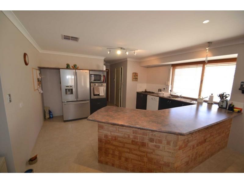 93 Millendon Street, Carramar WA 6031