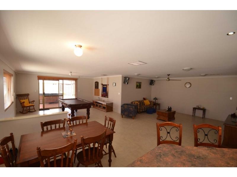 93 Millendon Street, Carramar WA 6031