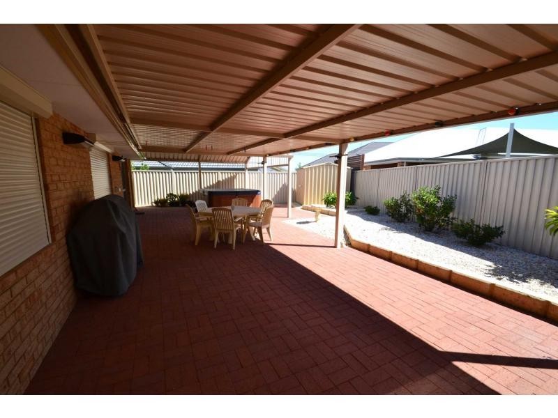 93 Millendon Street, Carramar WA 6031
