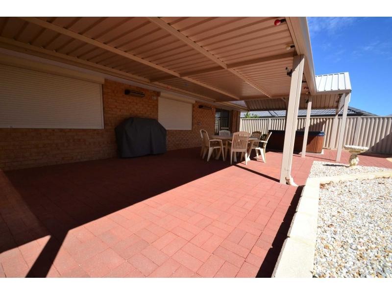 93 Millendon Street, Carramar WA 6031