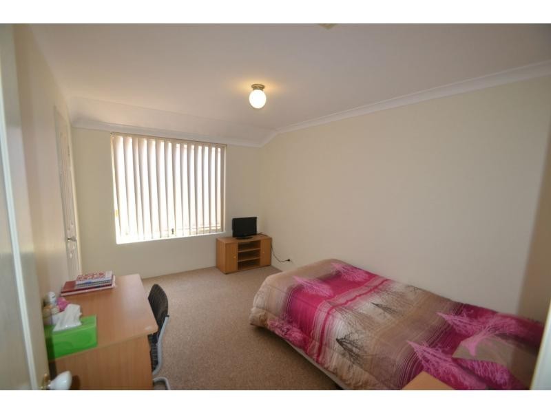 56 Monaltrie Loop, Carramar WA 6031