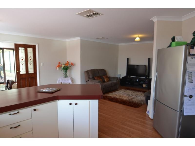 15 Adavale Vista, Tapping WA 6065