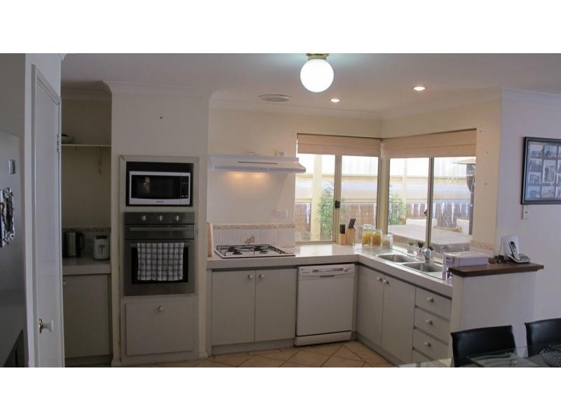 3 Petersen Close, Clarkson WA 6030