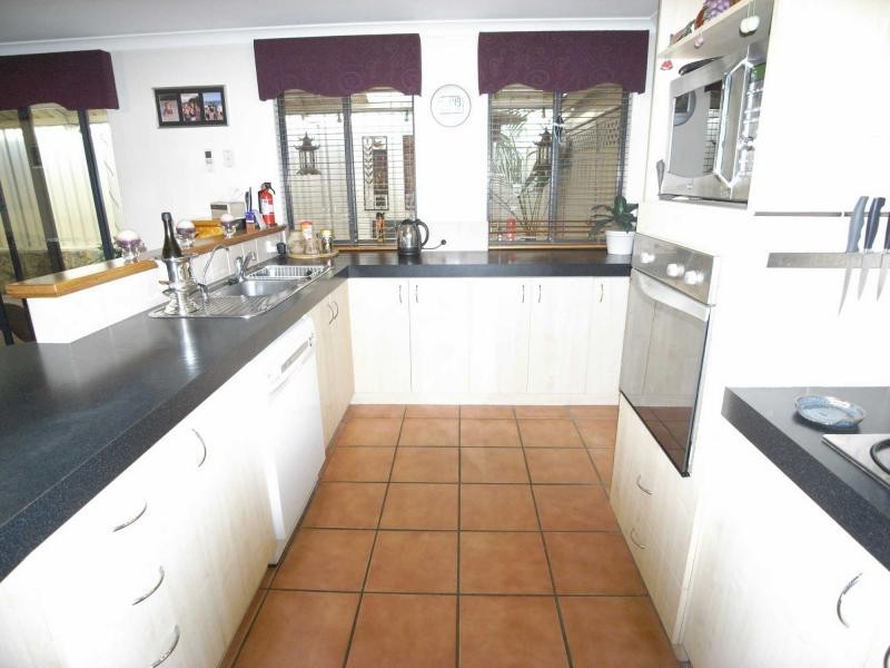 49 Selkirk Street, Kinross WA 6028