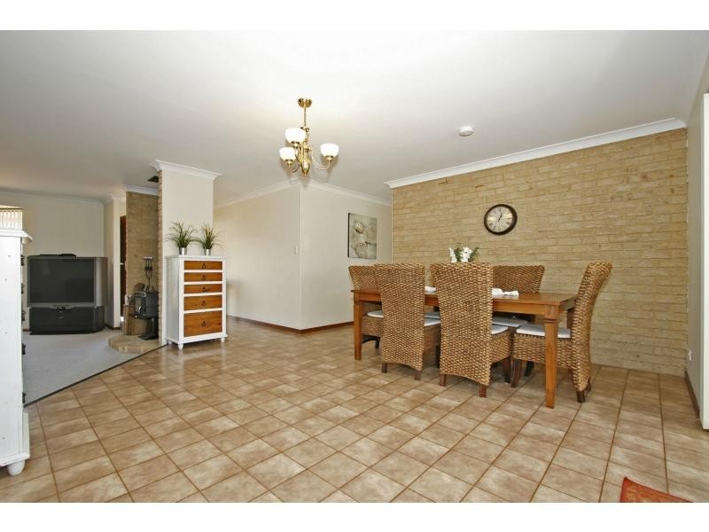 24 Rees Drive, Quinns Rocks WA 6030