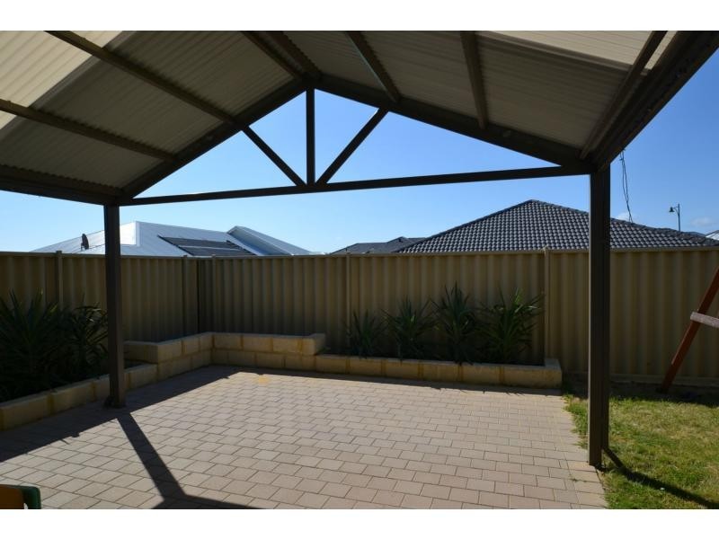 5 Belfast Crescent, Ridgewood WA 6030