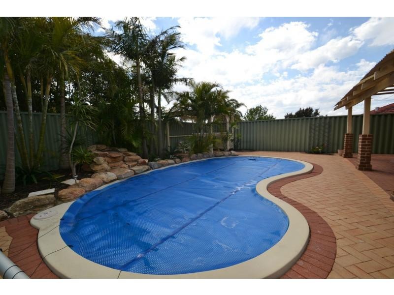 30 Gardiner Heights, Kinross WA 6028