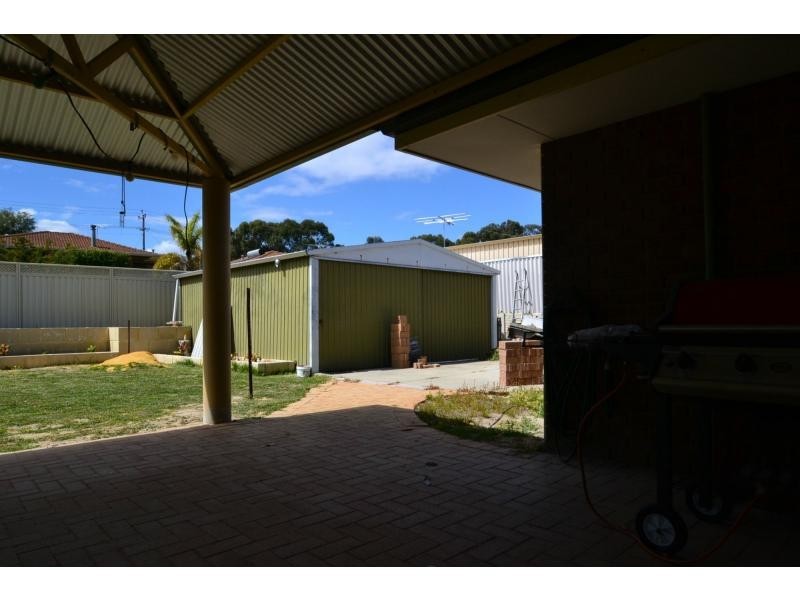 5 Davis Place, Heathridge WA 6027
