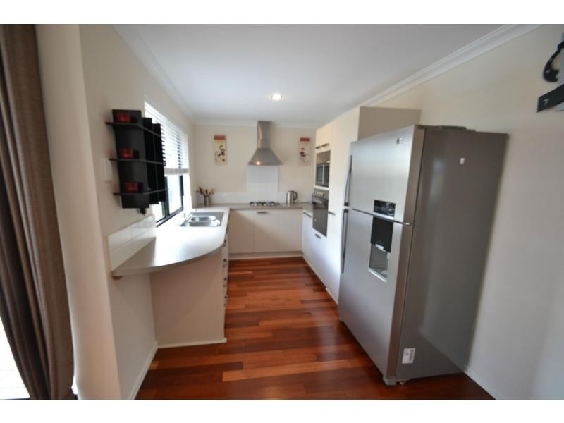 17 B Rosinski Circle, Tapping WA 6065