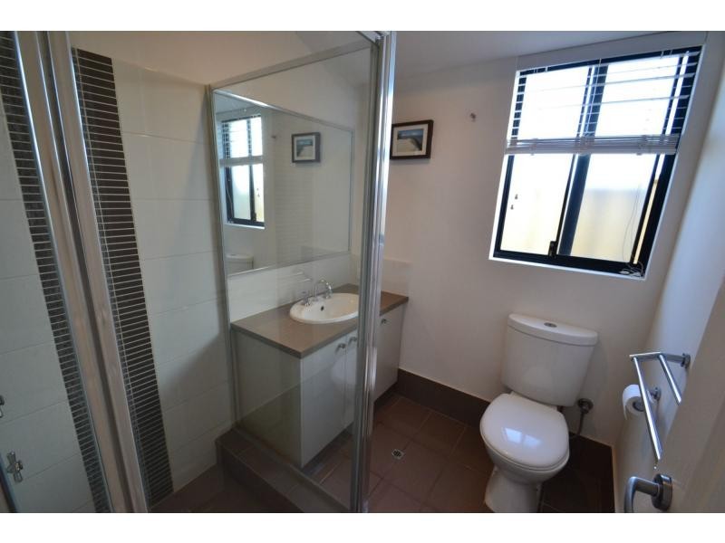 17 B Rosinski Circle, Tapping WA 6065