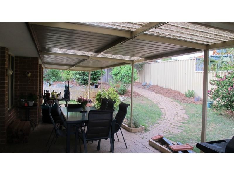 18 Darvel Close, Kinross WA 6028