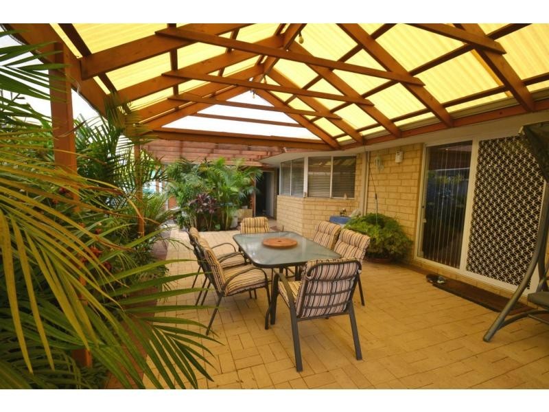 20 Voltaire Crescent, Ridgewood WA 6030