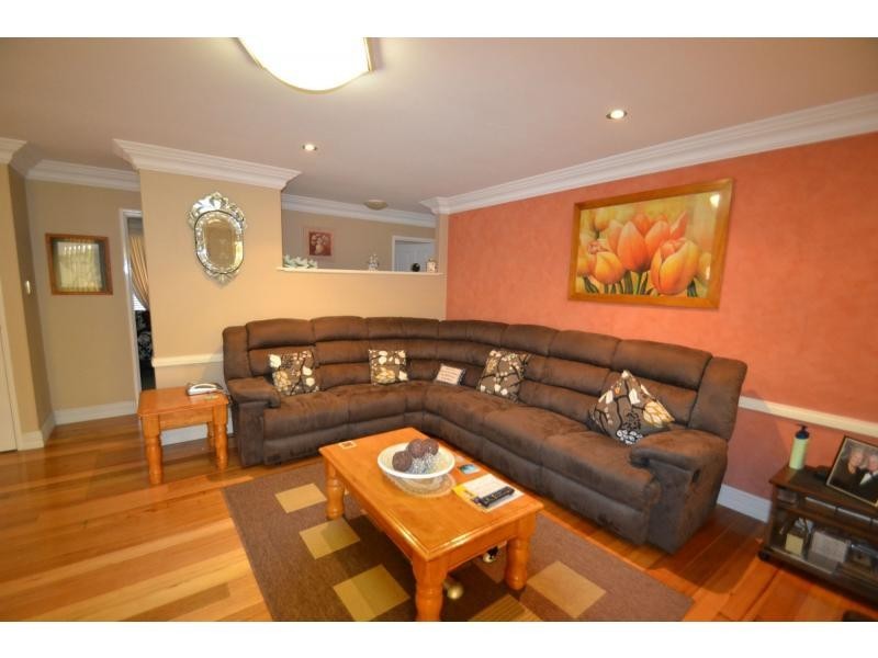 20 Voltaire Crescent, Ridgewood WA 6030