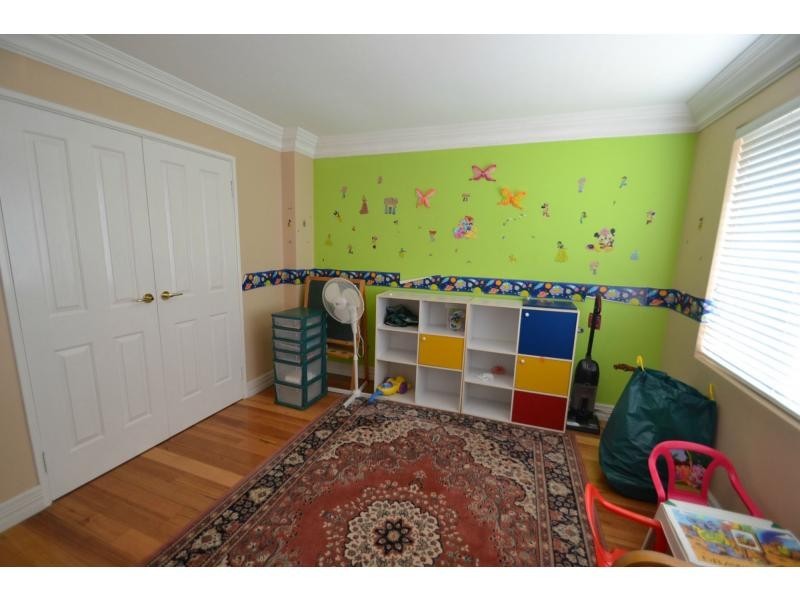 20 Voltaire Crescent, Ridgewood WA 6030