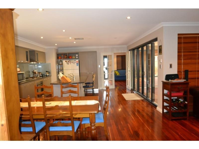 108 Camborne Parkway, Butler WA 6036