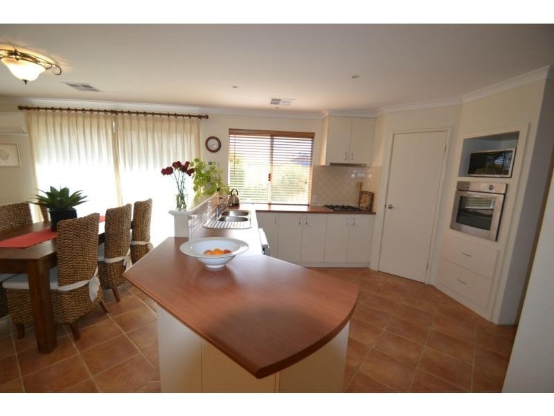 2 Siena Link, Ashby WA 6065