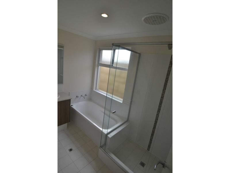 6/15 Crosthwait Circle, Tapping WA 6065