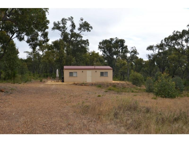 60 Charbray Road, Lower Chittering WA 6084