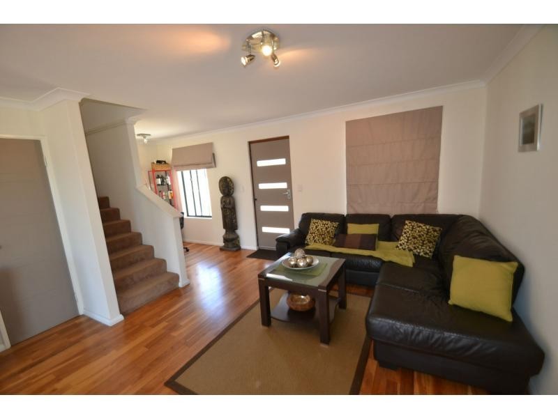 15 Chandela Loop, Currambine WA 6028