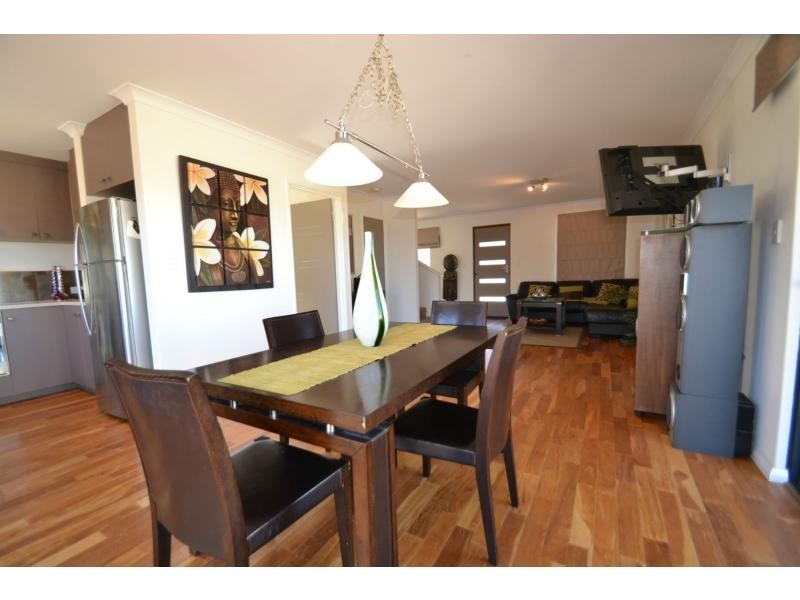 15 Chandela Loop, Currambine WA 6028