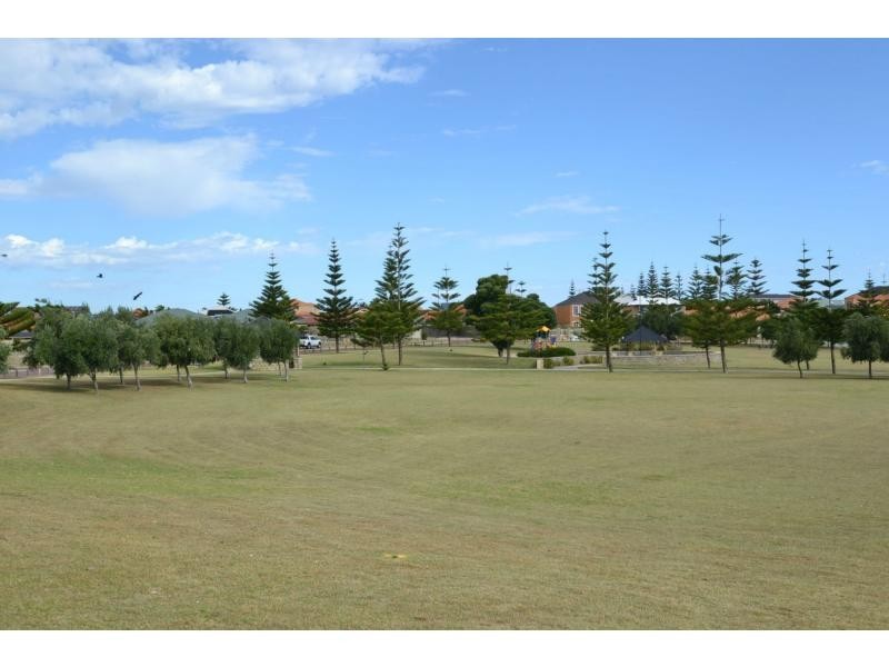 38 Halmstad Circle, Mindarie WA 6030