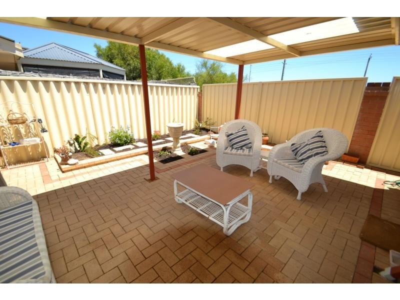 Unit 7/5 Yarra Court, Carramar WA 6031